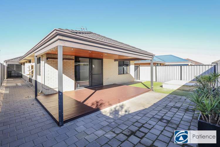 Seventh view of Homely house listing, 5 Nalgan Court, Carramar WA 6031