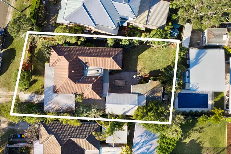 Fourth view of Homely house listing, 17 Jamieson Avenue, North Curl Curl NSW 2099