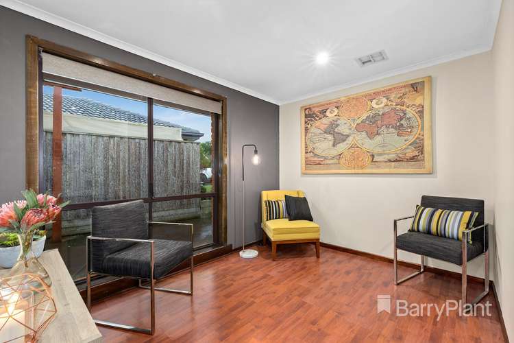 Sixth view of Homely house listing, 5 Layton Place, Mill Park VIC 3082