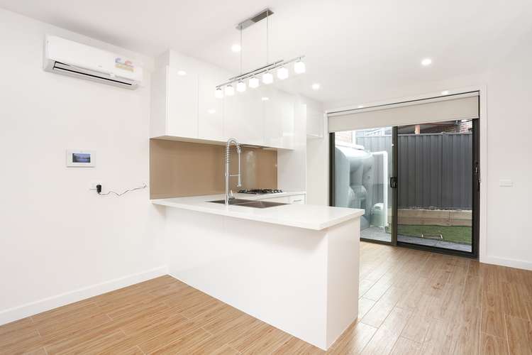 Fourth view of Homely townhouse listing, 2/15 Oliver Court, Fawkner VIC 3060