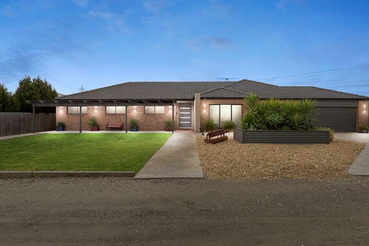 Main view of Homely house listing, 8 Alfred Close, Narre Warren North VIC 3804