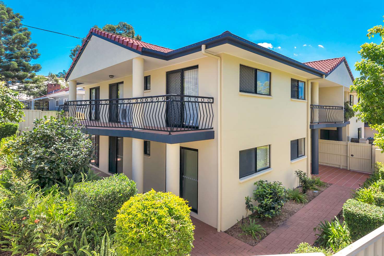 Main view of Homely unit listing, 2/11 Holland Street, Toowong QLD 4066