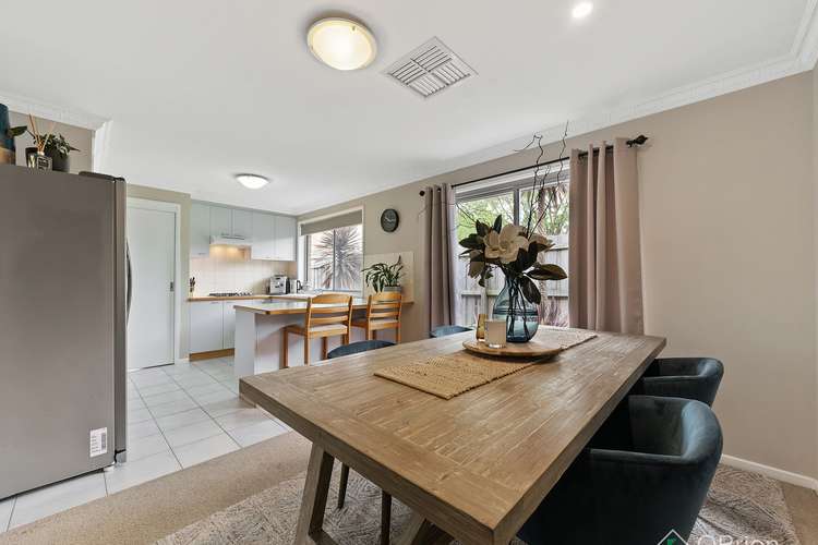 Fifth view of Homely house listing, 2 Egan Court, Koo Wee Rup VIC 3981