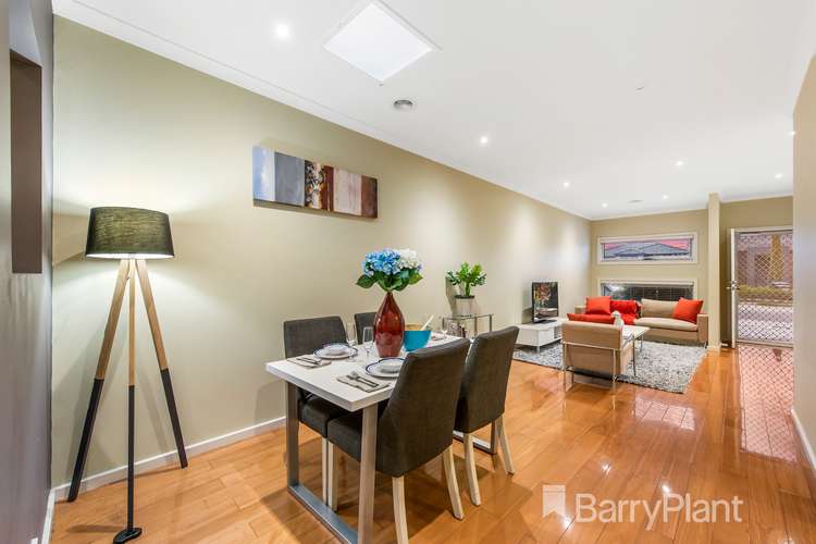 Fourth view of Homely unit listing, 1/5 Yale Court, Truganina VIC 3029