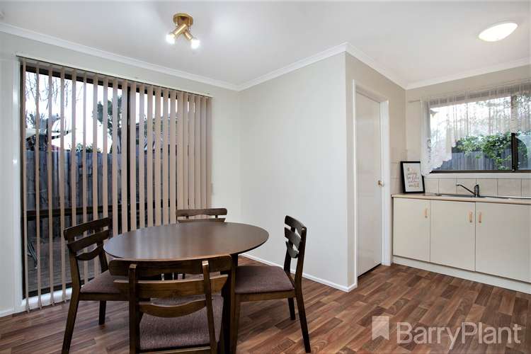 Sixth view of Homely unit listing, 2/5 Derwent Court, Gladstone Park VIC 3043