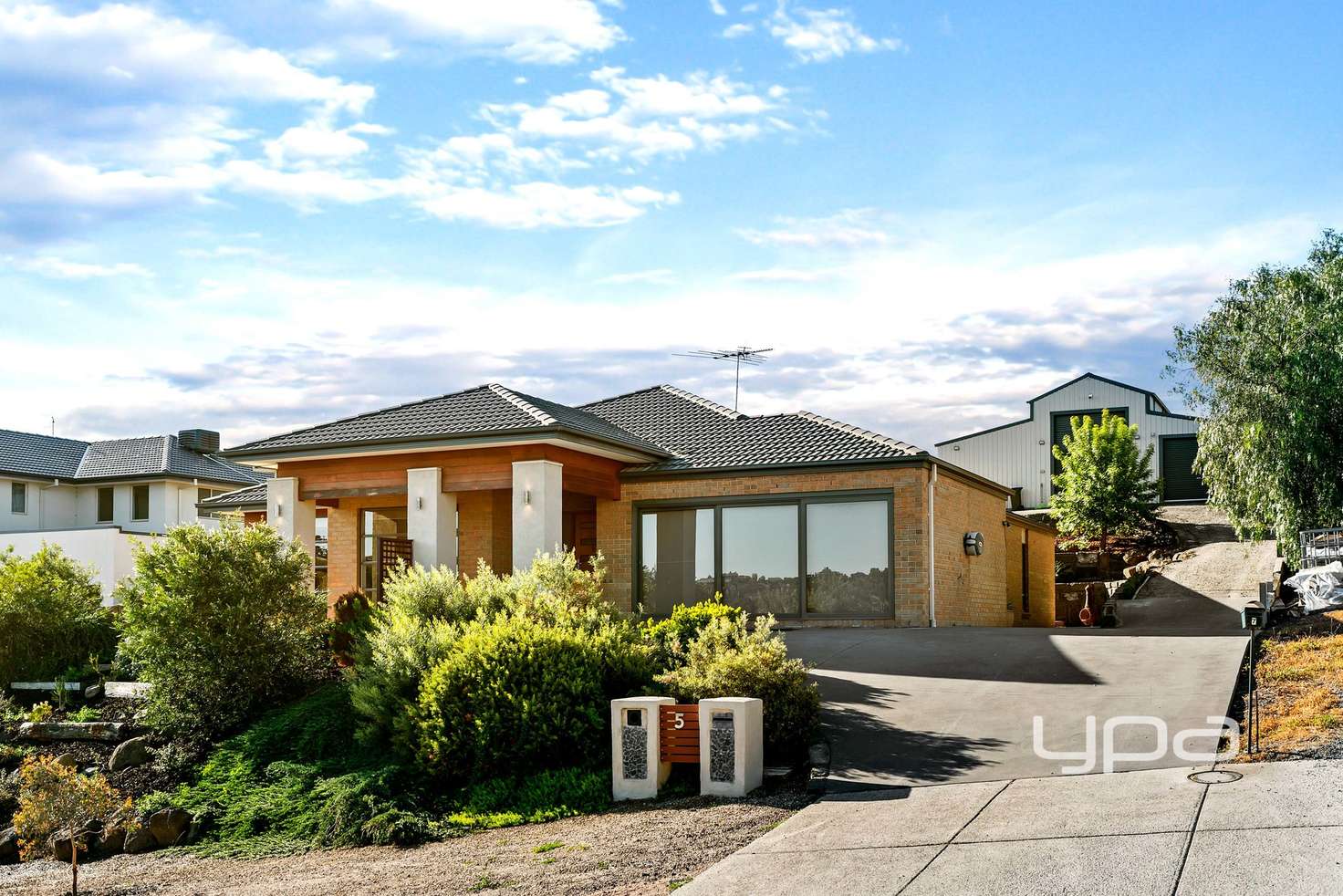 Main view of Homely house listing, 5 James Close, Sunbury VIC 3429