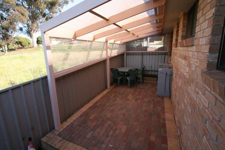 Fourth view of Homely unit listing, 2/18-20 Hoy Street, North Bendigo VIC 3550