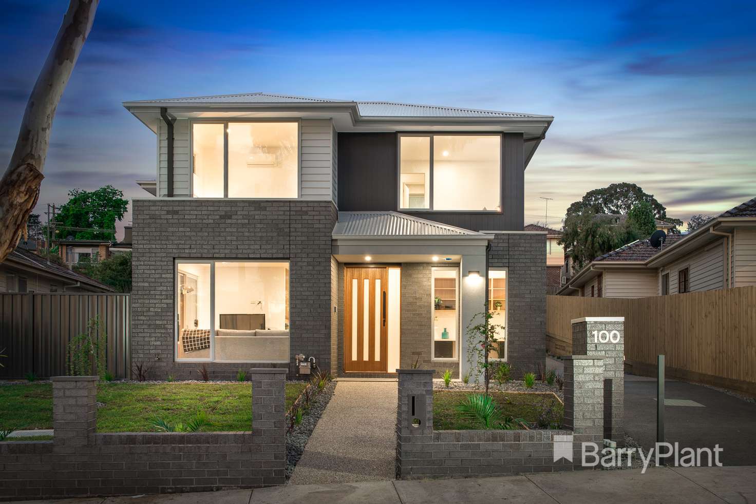 Main view of Homely townhouse listing, 1/100 Winifred Street, Oak Park VIC 3046
