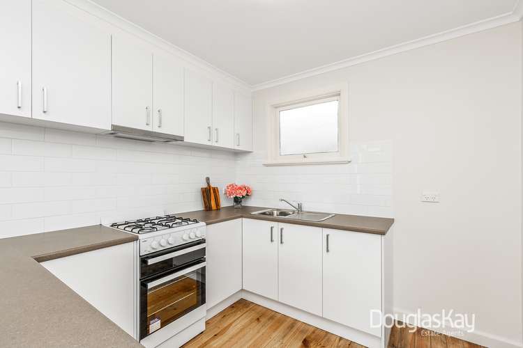 Fifth view of Homely unit listing, 2/33 King Edward Avenue, Albion VIC 3020