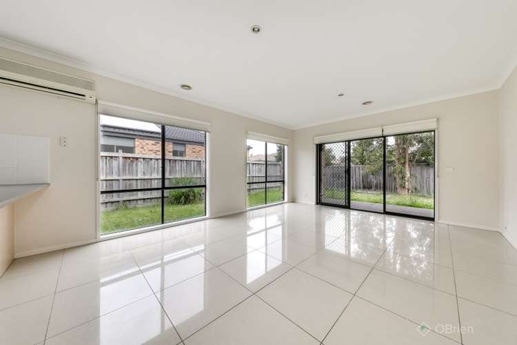 Fourth view of Homely house listing, 17 Beechtree Way, Cranbourne North VIC 3977