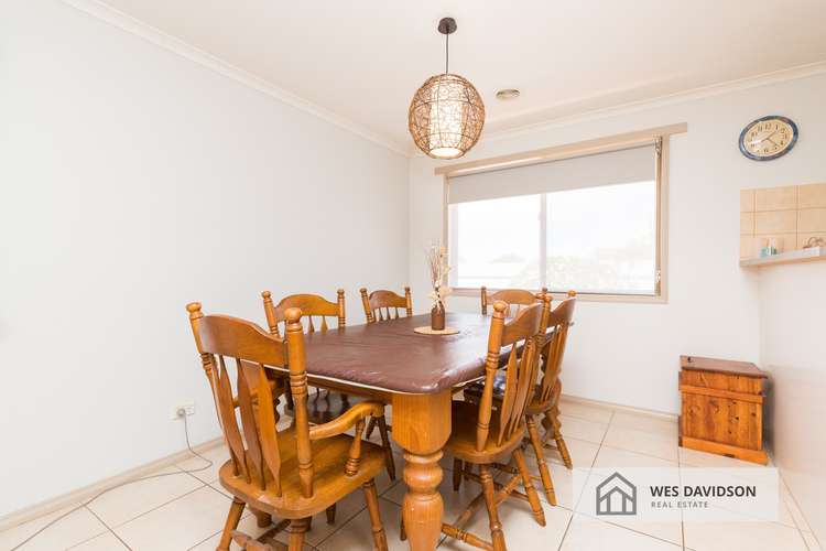 Fifth view of Homely house listing, 10 Fraser Drive, Horsham VIC 3400