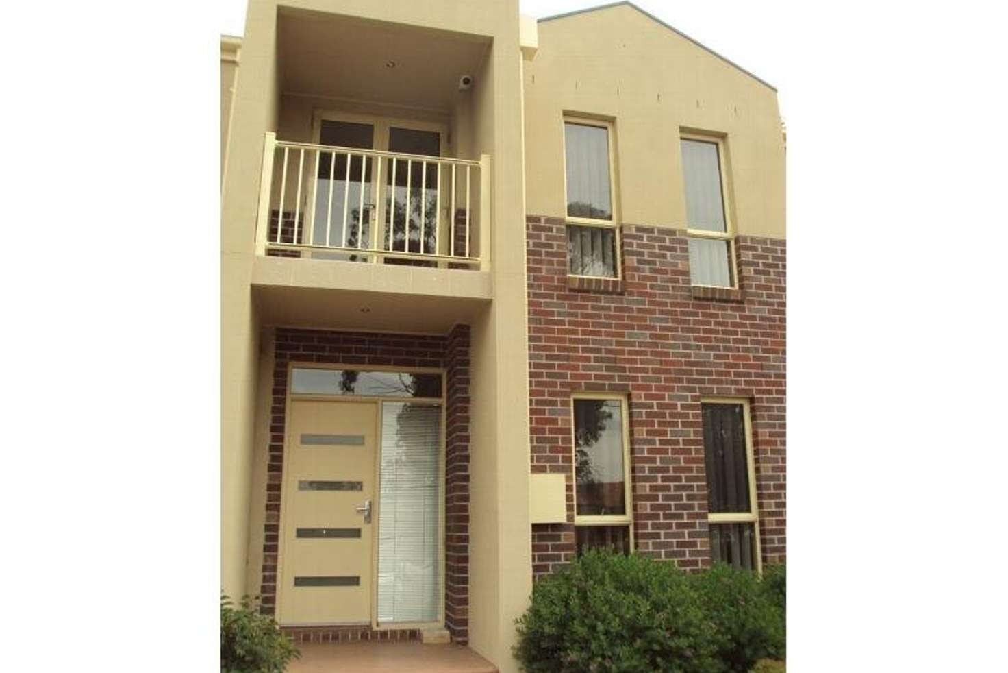 Main view of Homely townhouse listing, 34 Sunnybrae Drive, Mernda VIC 3754