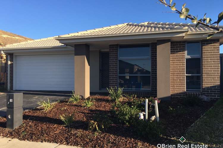Main view of Homely house listing, 18 Genevieve Circuit, Cranbourne East VIC 3977
