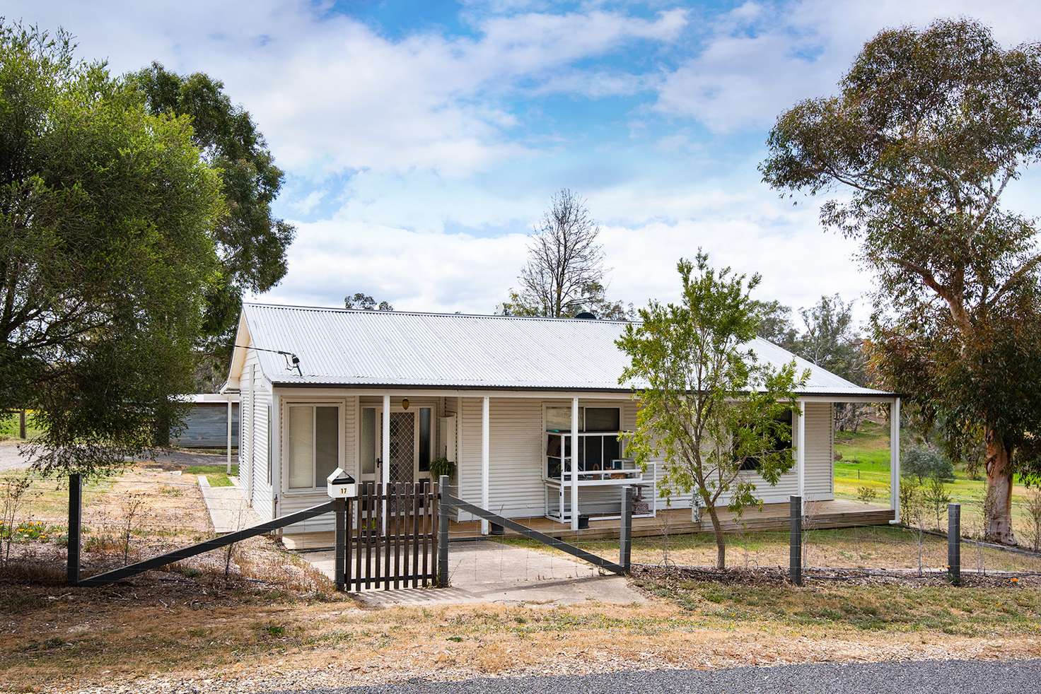 Main view of Homely house listing, 17 Monash Street, Newstead VIC 3462