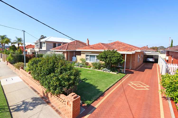 Second view of Homely house listing, 124 Fairfield Street, Mount Hawthorn WA 6016