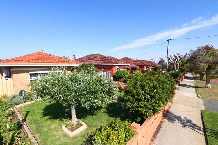 Fifth view of Homely house listing, 124 Fairfield Street, Mount Hawthorn WA 6016