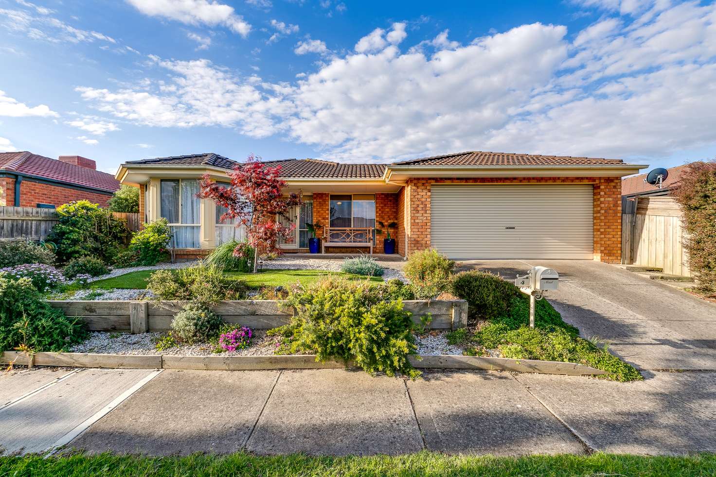 Main view of Homely house listing, 4 Dunlavin Way, Cranbourne East VIC 3977