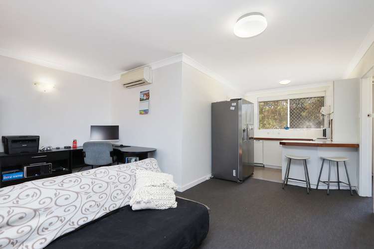 Fourth view of Homely apartment listing, 8/6 Ozone Parade, Trigg WA 6029