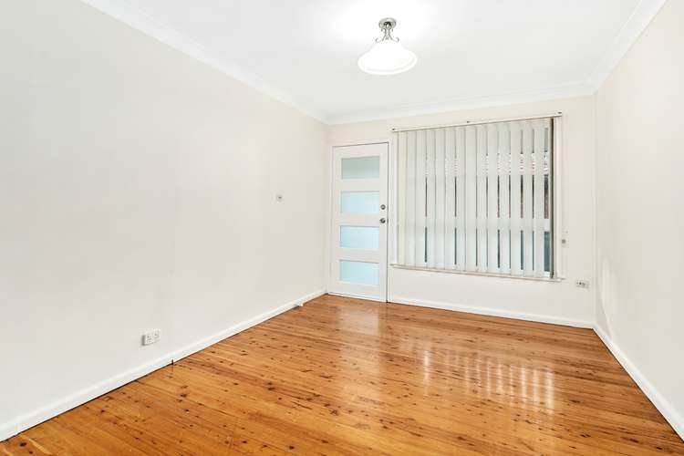 Third view of Homely unit listing, 2/8 Grafton Street, Figtree NSW 2525