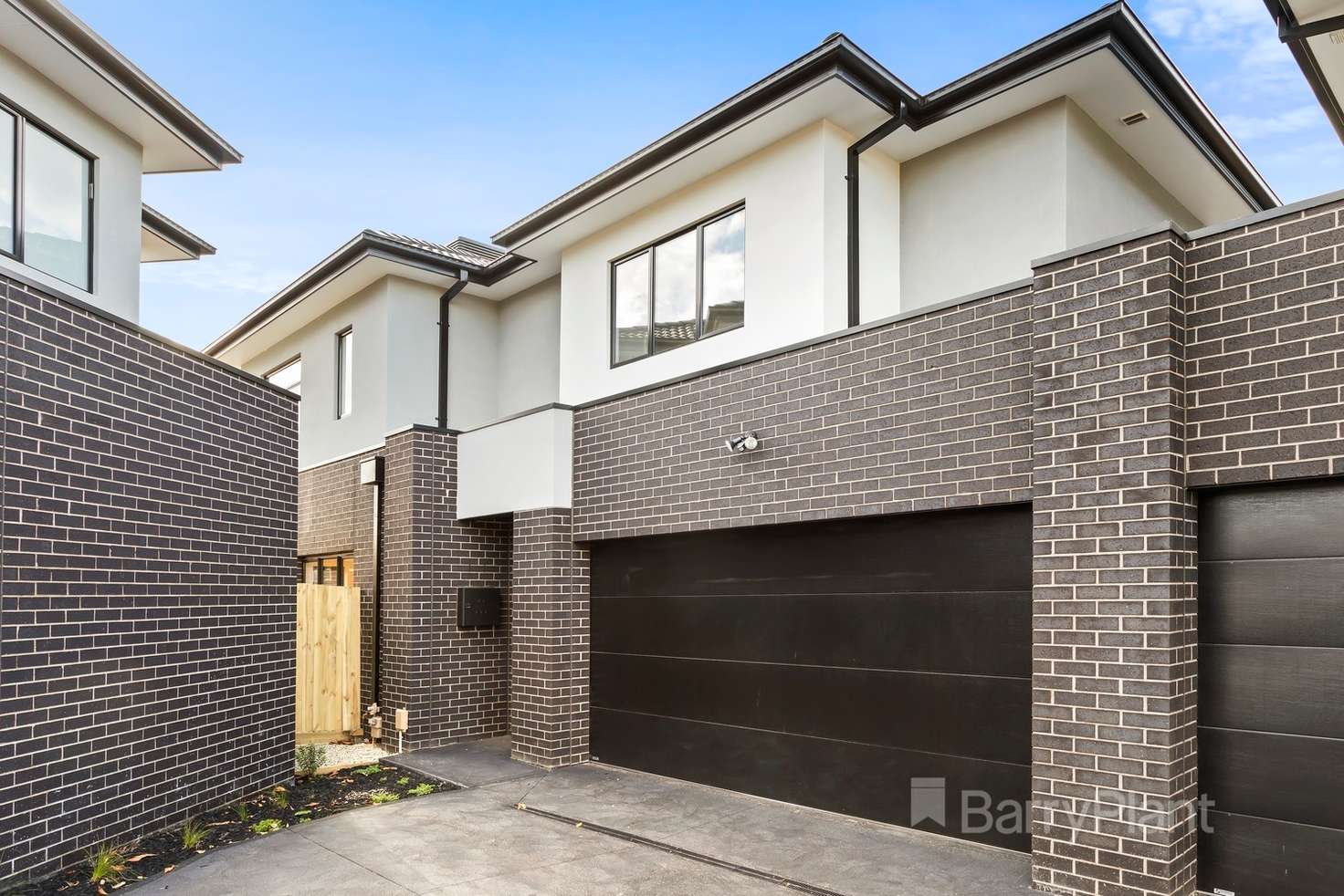 Main view of Homely townhouse listing, 2/10 Kathleen Court, Bundoora VIC 3083