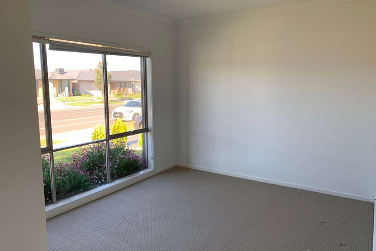 Fifth view of Homely house listing, 117 Lineham Drive, Cranbourne East VIC 3977