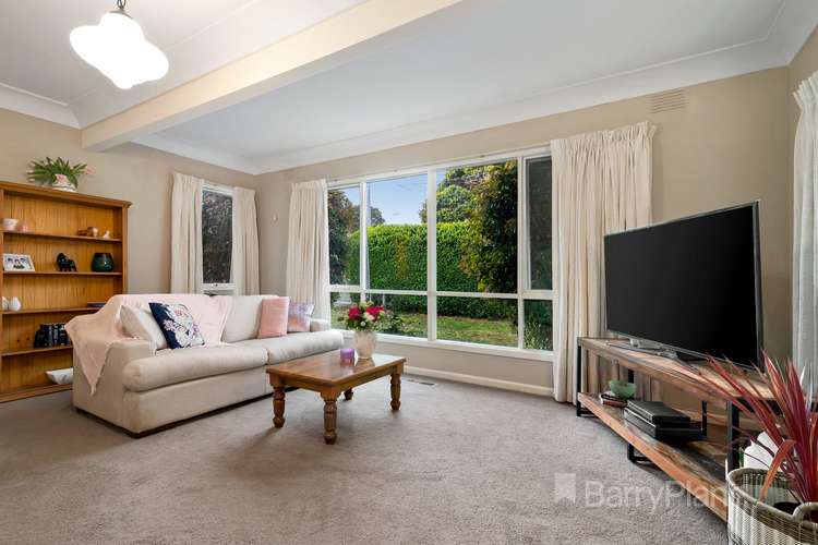 Third view of Homely house listing, 5 Walpole Court, Watsonia VIC 3087