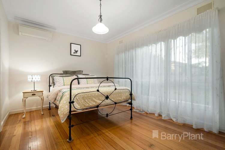 Fourth view of Homely house listing, 5 Walpole Court, Watsonia VIC 3087