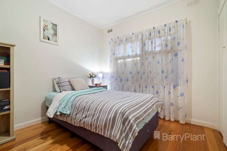 Fifth view of Homely house listing, 5 Walpole Court, Watsonia VIC 3087