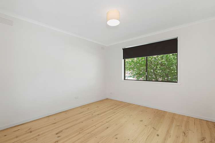 Fourth view of Homely unit listing, 1/4 Carnoustie Grove, Mornington VIC 3931