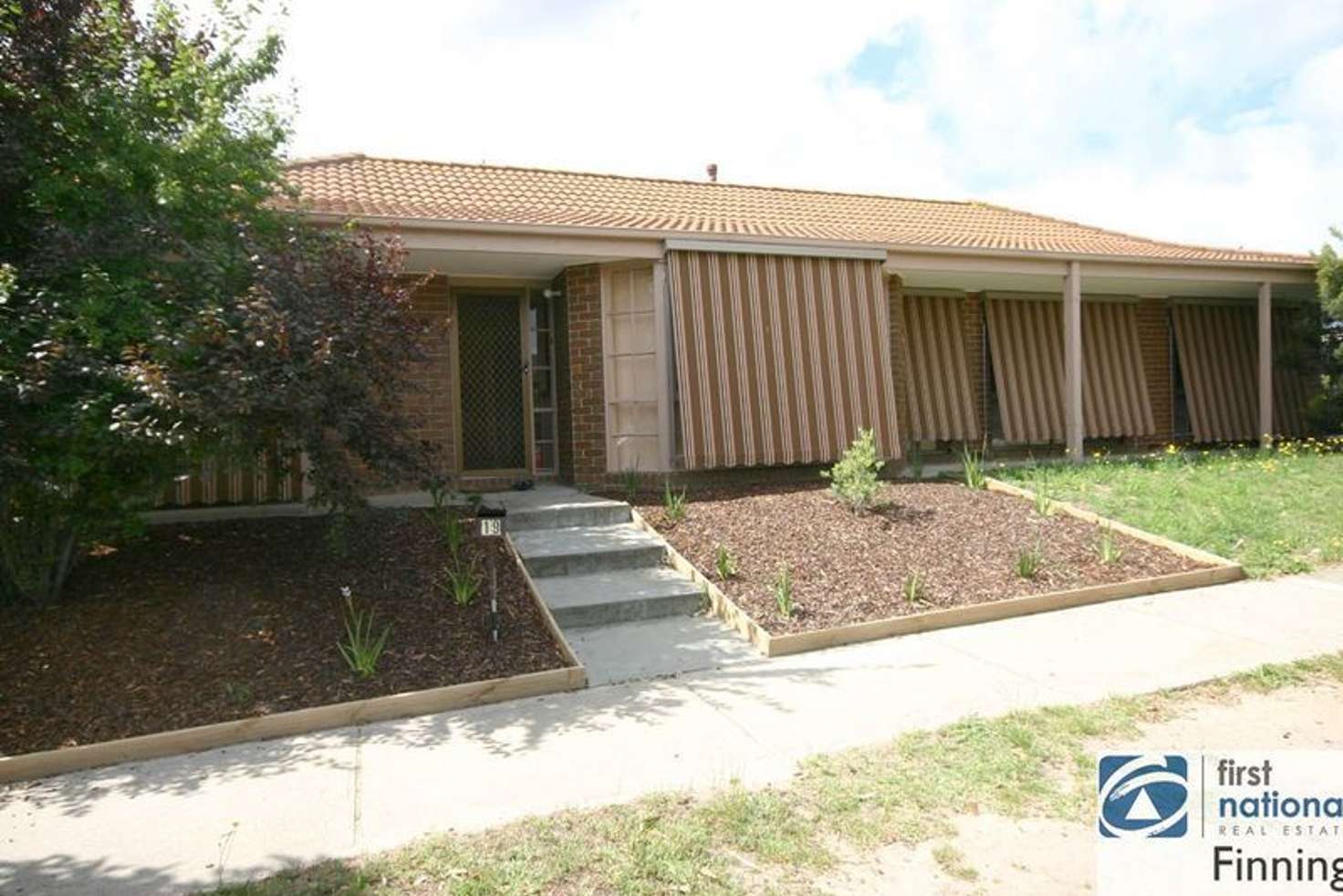 Main view of Homely house listing, 19 Hoysted Avenue, Cranbourne North VIC 3977