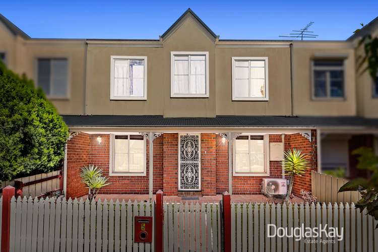 Main view of Homely townhouse listing, 5 Dantum Grove, Braybrook VIC 3019