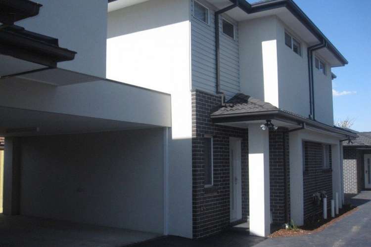 Second view of Homely townhouse listing, 2/32 Orrong Avenue, Reservoir VIC 3073