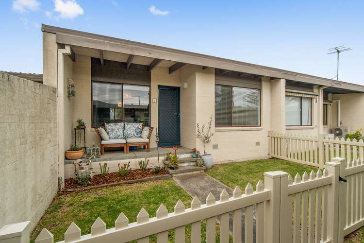 Main view of Homely unit listing, 1/14 Campbell Grove, Mornington VIC 3931