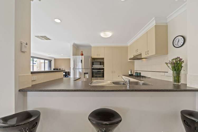 Sixth view of Homely house listing, 4 Castle Court, Beaconsfield VIC 3807