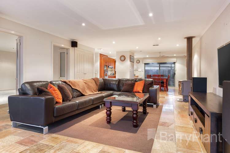 Second view of Homely house listing, 34 Elmsford Court, Keysborough VIC 3173