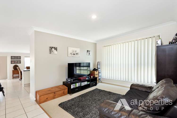 Fifth view of Homely house listing, 8 Henna Place, Heritage Park QLD 4118