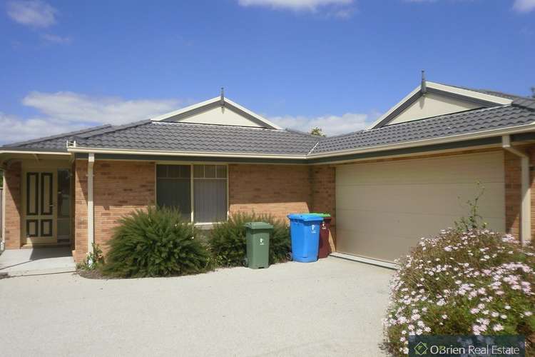 Main view of Homely unit listing, 4/23 Farnborough Way, Berwick VIC 3806