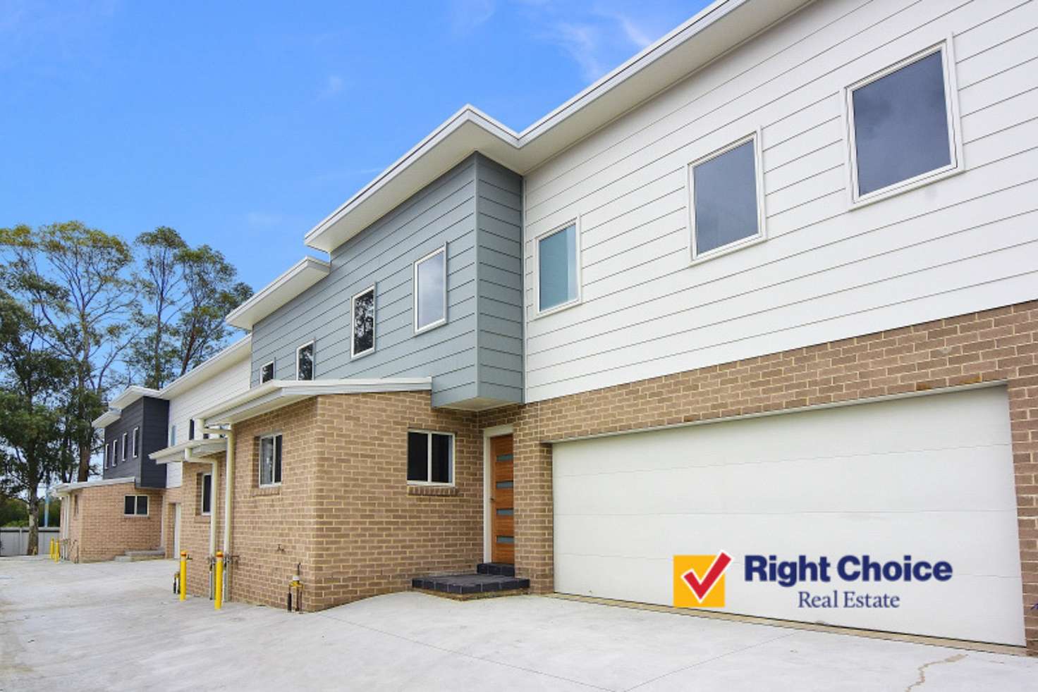 Main view of Homely townhouse listing, 5/305 Princes Highway, Albion Park Rail NSW 2527