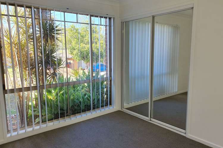 Fourth view of Homely house listing, 5 Lacy Place, Mount Annan NSW 2567