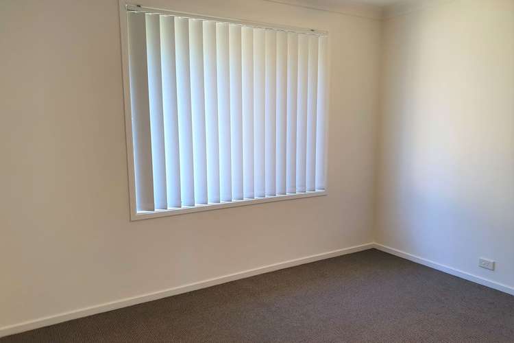 Fifth view of Homely house listing, 5 Lacy Place, Mount Annan NSW 2567