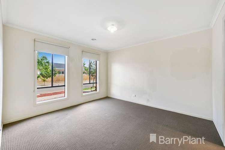 Seventh view of Homely house listing, 18 Maple Edge Way, Brookfield VIC 3338