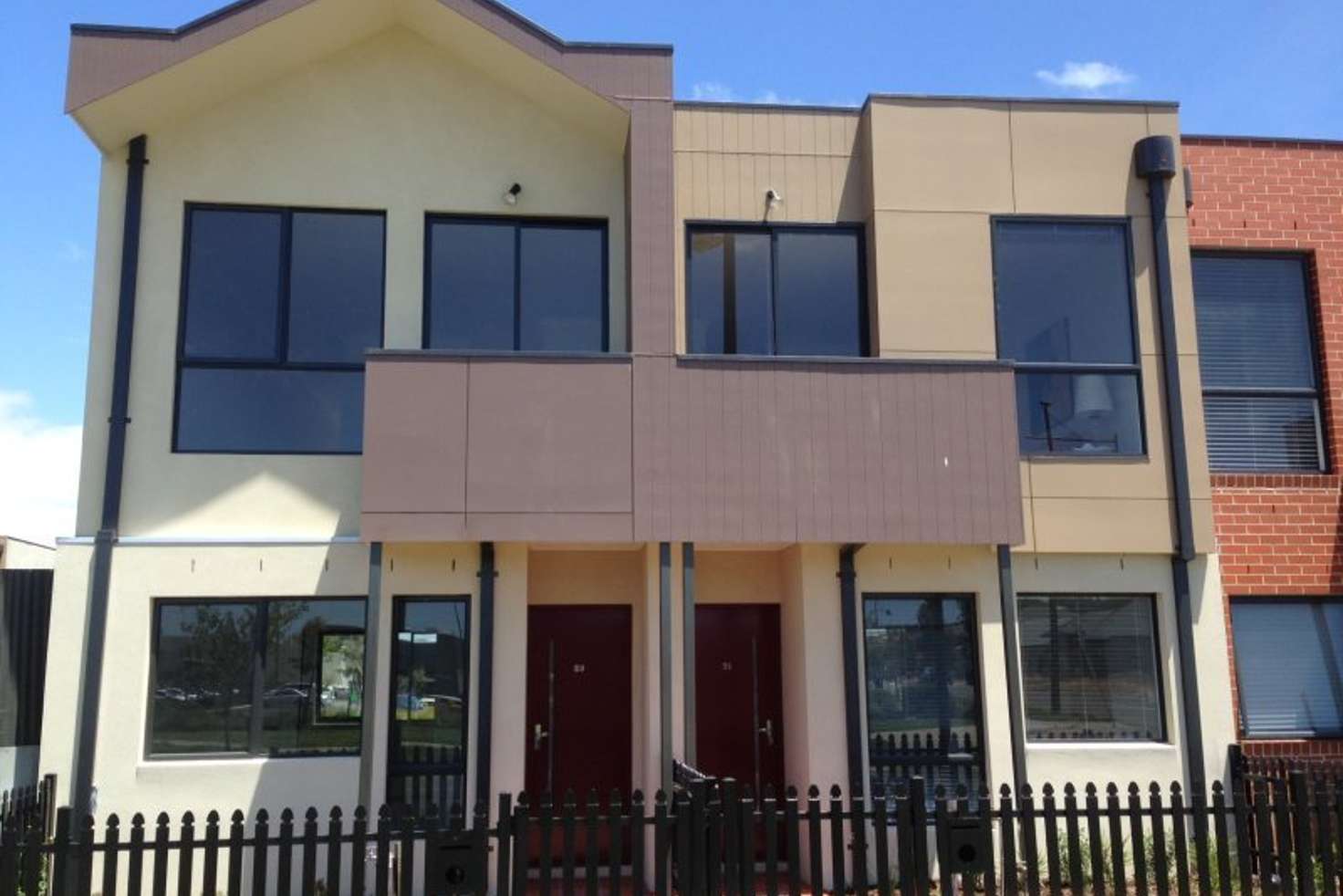 Main view of Homely townhouse listing, 9B Huntington Drive, Craigieburn VIC 3064