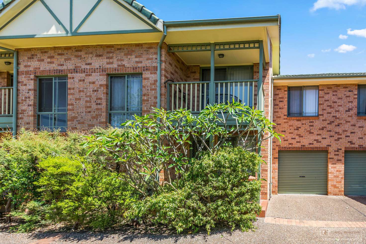 Main view of Homely townhouse listing, 2/64 Elliots Road, Fairy Meadow NSW 2519