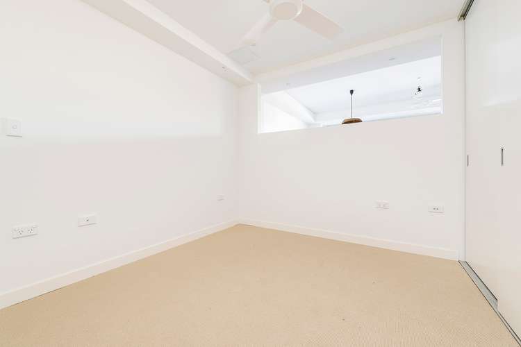 Third view of Homely apartment listing, 202/1A Eden Street, North Sydney NSW 2060