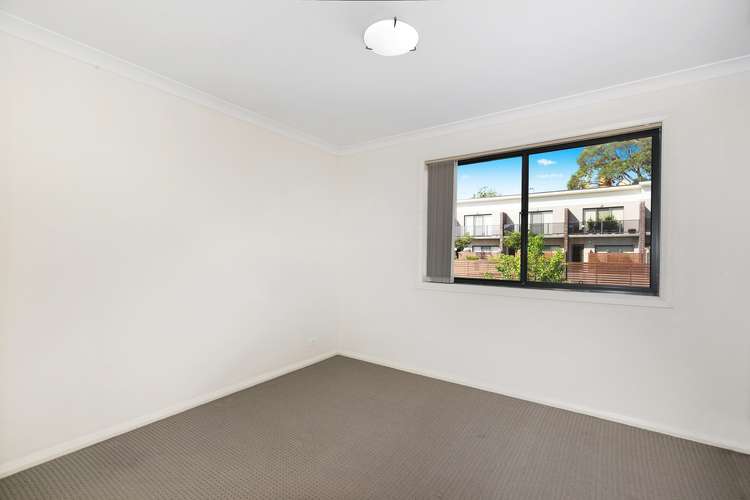 Sixth view of Homely townhouse listing, 2/86 Mawson Drive, Mawson ACT 2607