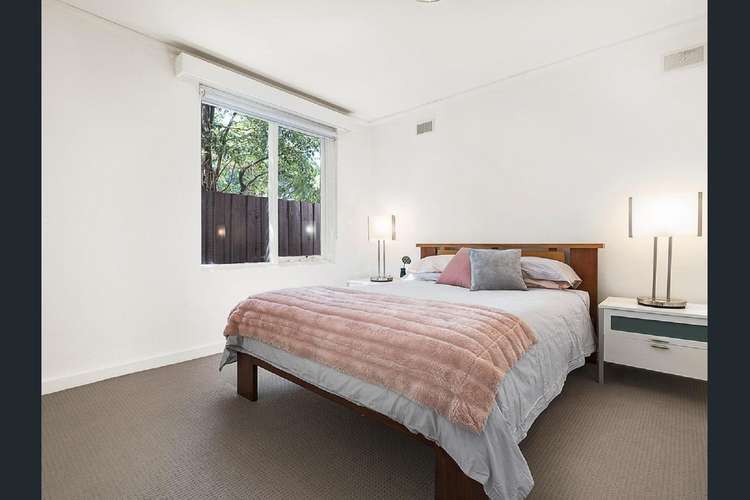 Fifth view of Homely apartment listing, 1/31 Woolton Avenue, Thornbury VIC 3071