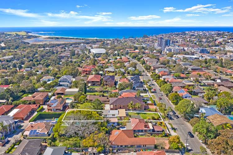Sixth view of Homely house listing, 22 McIntosh Road, Dee Why NSW 2099