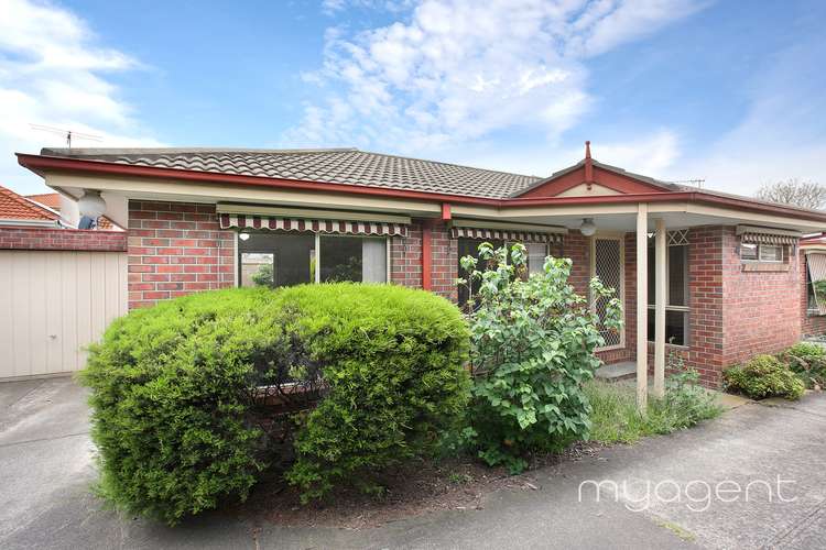 Second view of Homely unit listing, 2/2 Hinkler Avenue, Bentleigh East VIC 3165