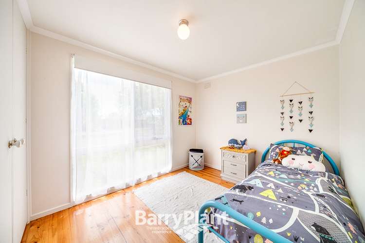Fifth view of Homely house listing, 6 Wilam Court, Cranbourne VIC 3977