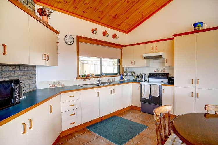 Fifth view of Homely house listing, 2/2 Jubilee Drive, Coffin Bay SA 5607